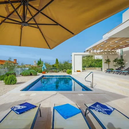 Villa Aponia By Interhome Sveti Lovrec Pazenaticki