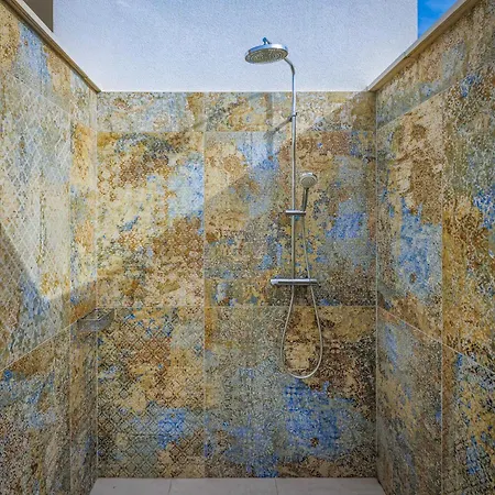 Villa Aponia By Interhome *