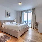 Aponia By Interhome *