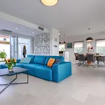 Aponia By Interhome *
